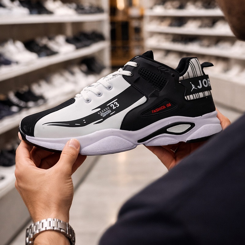 کفش ورزشی مردانه jordan سفید مشکی مدل 23